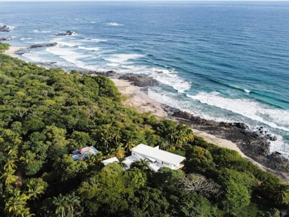 Photo Location, Property