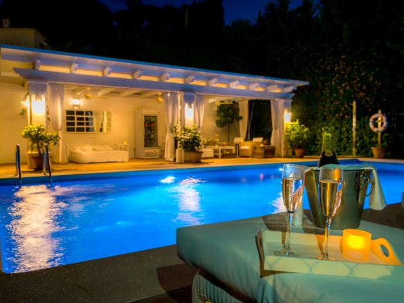 Opulent Marbella Villa: Your Dream Retreat Awaits