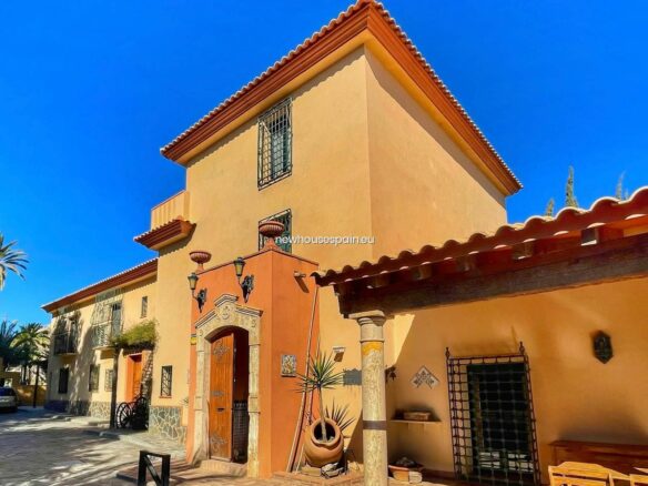 Cortijo Señorial En La Costa De Almería