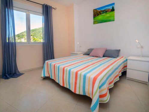 Premium Sea-view Flat By Lush Park In Calpe, Costa Blanca