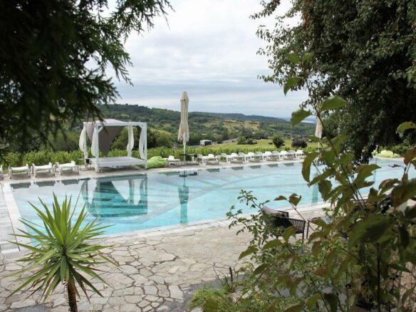 Discover Your Ideal Home In A Secure, Scenic Setting