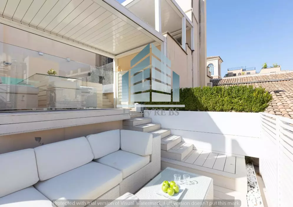 Attico in vendita detagli bagno 1 (6)