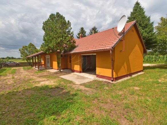 Charming Home In Picturesque Kadarkút, Somogy