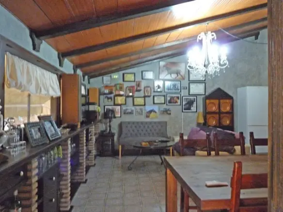 9-bedroom Finca In Espiel, Spain (500 M²)