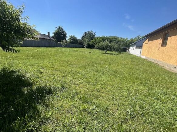 Prime Building Lot In Attala, Tolna—your Future Awaits!