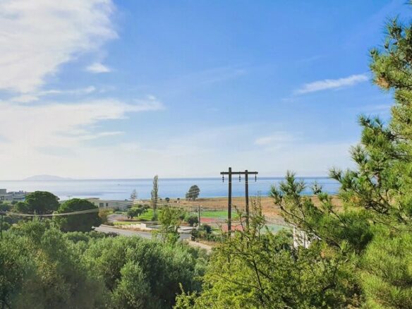 5-bedroom Villa In Sithonia, Greece (300 M²)