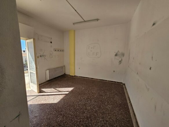Business In Ierapetra, Greece (131 M²)
