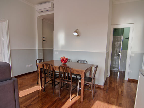 Charming Apartment With Spectacular Views Of Gianicolo And St. Peter’s