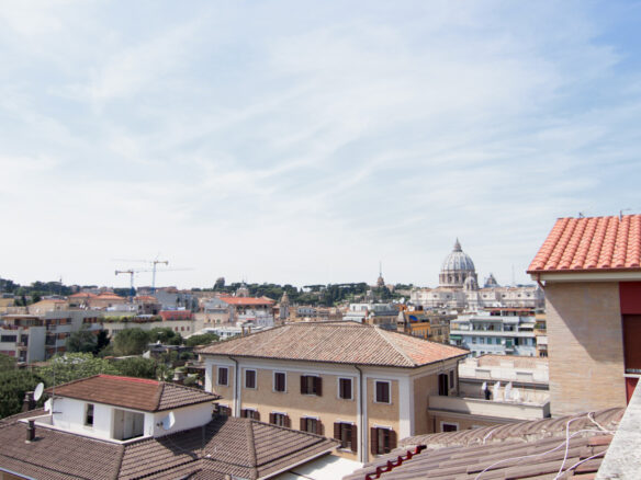 Charming Apartment With Spectacular Views Of Gianicolo And St. Peter’s