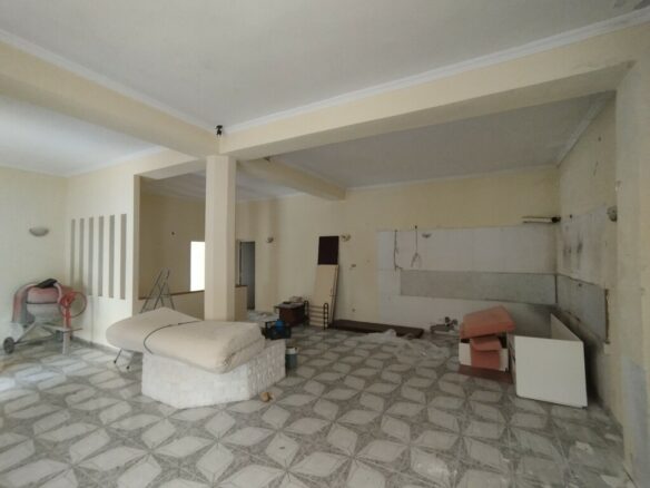 2-bedroom Commercial Property In Mikra, Greece (800 M²)