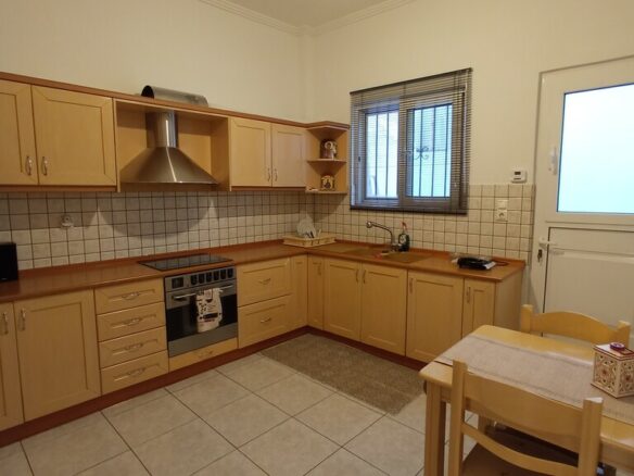 2-bedroom Flat In Nikaia, Greece (90 M²)