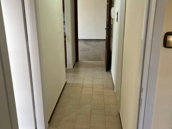 2-bedroom Flat In Pefki, Greece (88 M²)