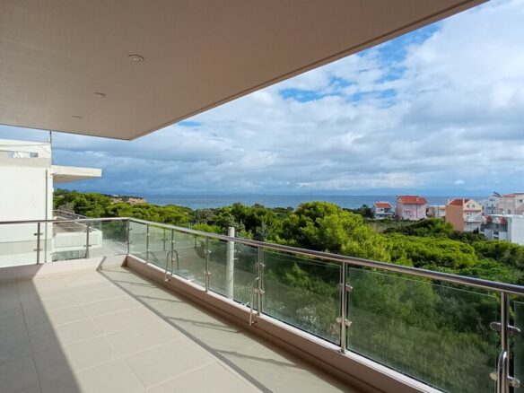 3-bedroom Maisonette In Rafina, Greece (100 M²)