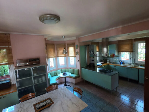 5-bedroom Villa In Acharnes, Greece (680 M²)