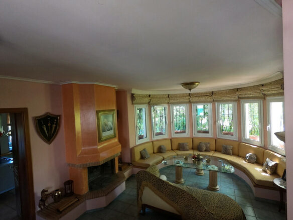 5-bedroom Villa In Acharnes, Greece (680 M²)