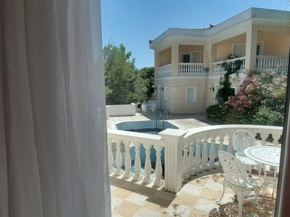 5-bedroom Villa In Acharnes, Greece (680 M²)