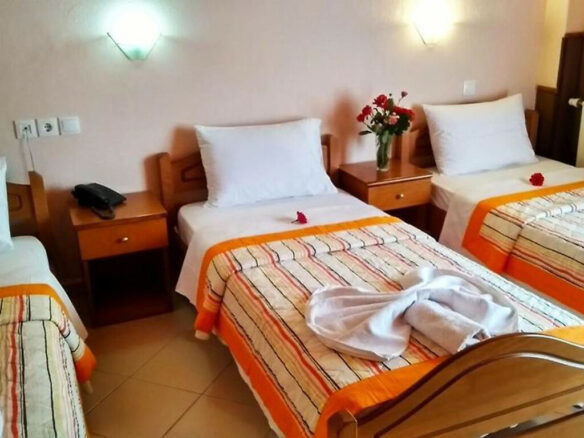 Hotel In Easts Olimpos, Greece (800 M²)