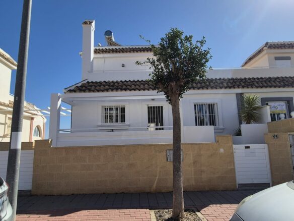 Modern Three-story Home In Sierra Golf, Murcia