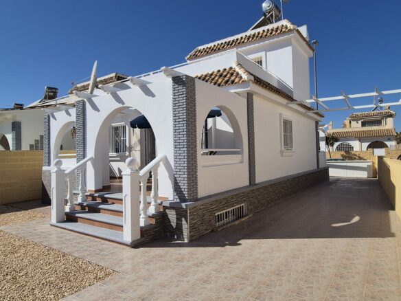 Modern Three-story Home In Sierra Golf, Murcia