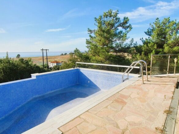 5-bedroom Villa In Sithonia, Greece (300 M²)