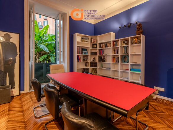 Elegant Historic Apartment In Prime Prati/mazzini Location