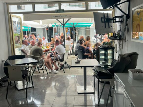 Thriving Cafe Bar For Sale In Las Americas, Tenerife
