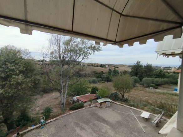 2-bedroom Commercial Property In Mikra, Greece (800 M²)