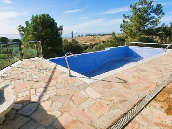 5-bedroom Villa In Sithonia, Greece (300 M²)