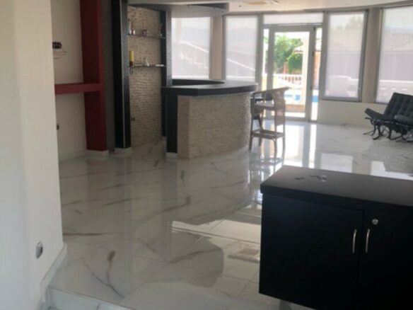 4-bedroom Villa In Vasilika, Greece (450 M²)