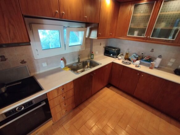 9-bedroom Detached House In Thermaikos, Greece (300 M²)