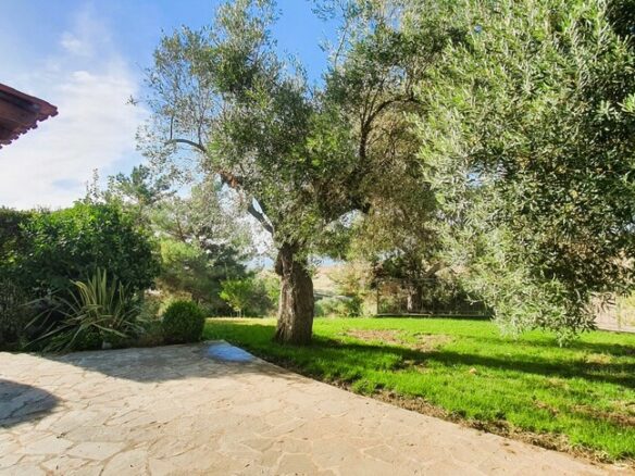 5-bedroom Villa In Sithonia, Greece (300 M²)