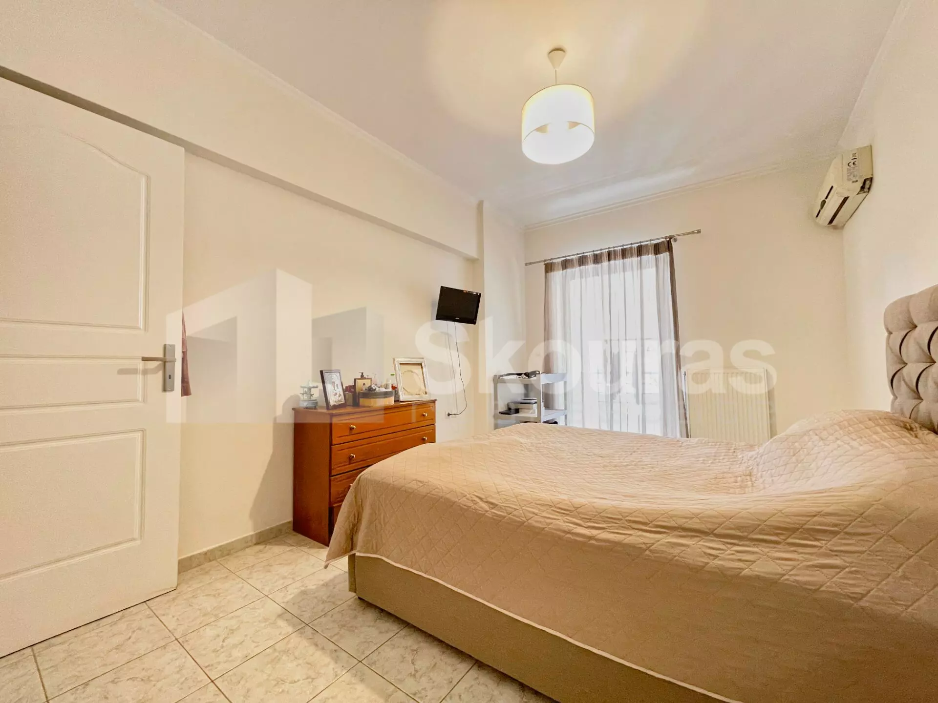 0720f579a9e94c41bd0bb192130f92fb