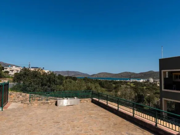 4-bedroom Detached House In Agios Nikolaos, Greece (300 M²)