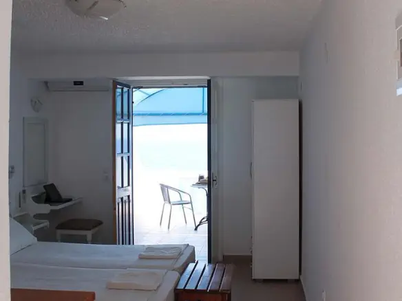 Hotel In Samos, Greece (480 M²)