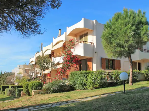 3-bedroom Maisonette In Anavissos, Greece (130 M²)