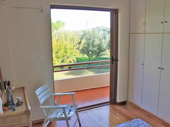 3-bedroom Maisonette In Anavissos, Greece (130 M²)