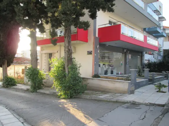 Business In Kalamaria, Greece (26 M²)