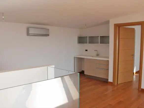 4-bedroom Maisonette In Glyfada, Greece (185 M²)
