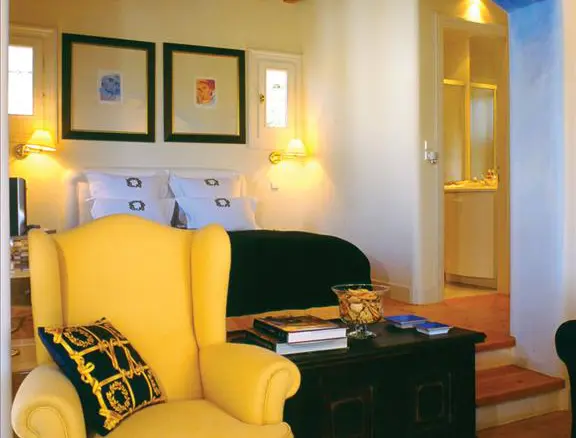 Business In Mykonos, Greece (300 M²)
