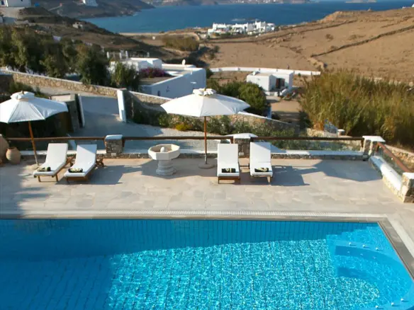 Business In Mykonos, Greece (300 M²)