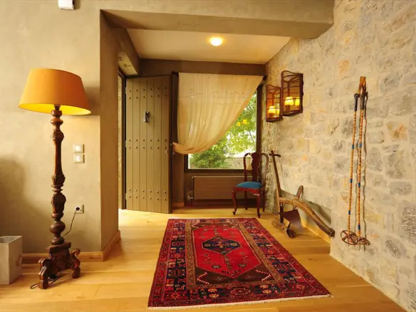 4-bedroom Detached House In Arachova, Greece (402 M²)