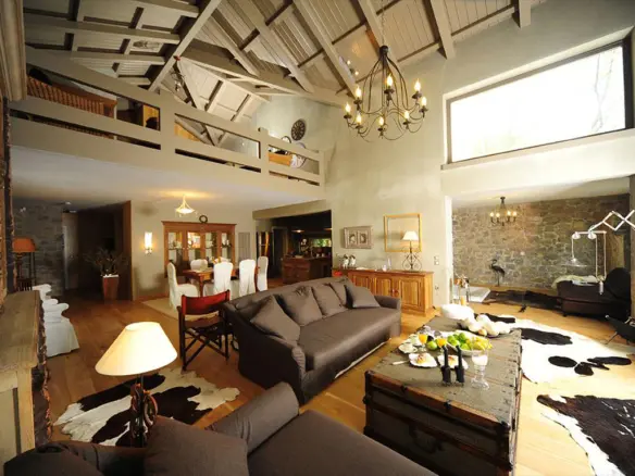 4-bedroom Detached House In Arachova, Greece (402 M²)