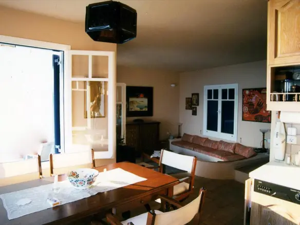 3-bedroom Maisonette In Greece (125 M²)