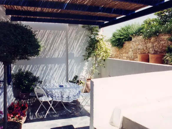 3-bedroom Maisonette In Greece (125 M²)