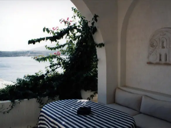 3-bedroom Maisonette In Greece (125 M²)