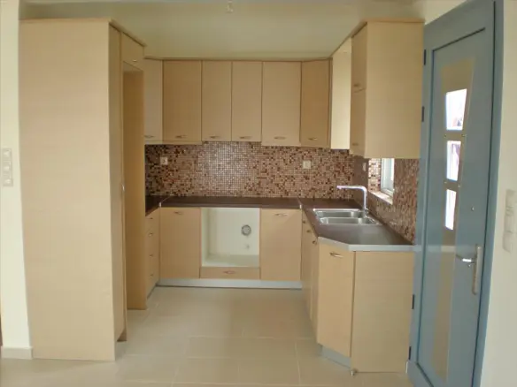 3-bedroom Maisonette In Vocha, Greece (147 M²)