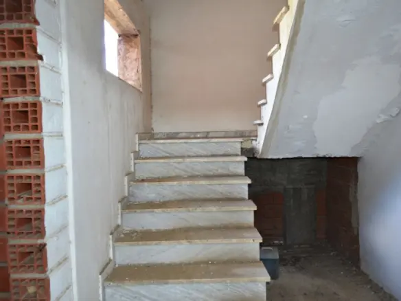Commercial Property In Mikra, Greece (1.800 M²)