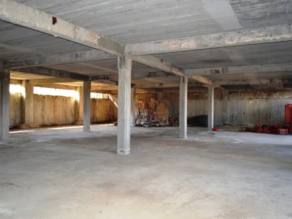 Commercial Property In Mikra, Greece (1.800 M²)