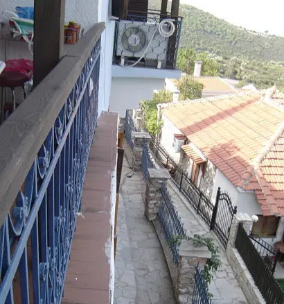 Detached House In Greece (170 M²)