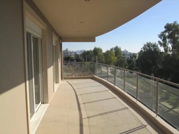 Maisonette In Voula, Greece (190 M²)